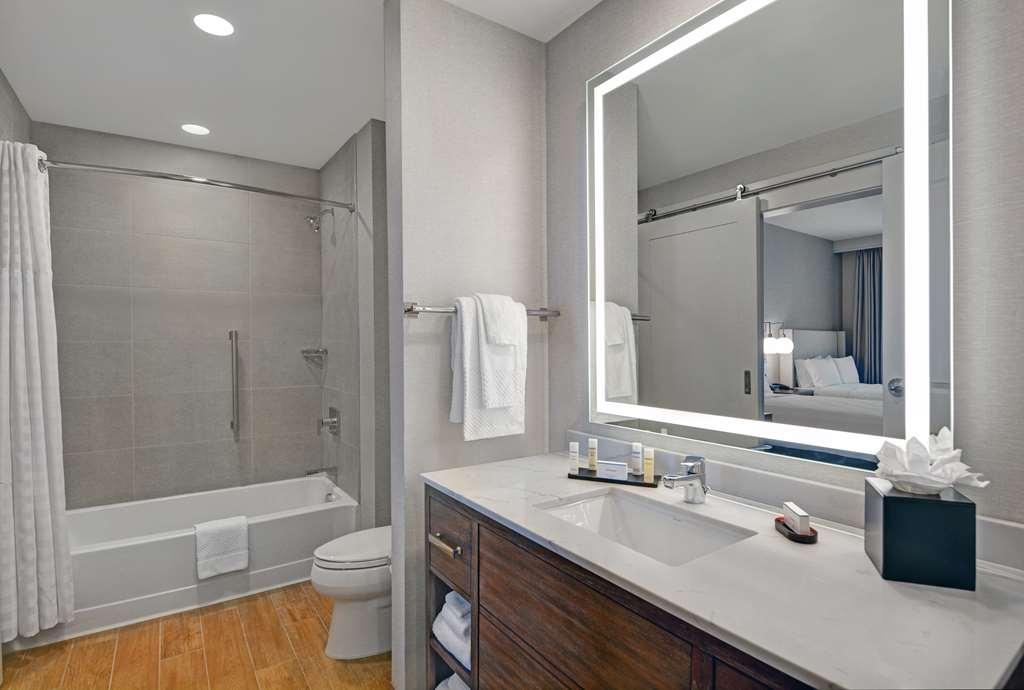 Embassy Suites By Hilton Charleston Harbor Mt. Pleasant マウント・プレザント 部屋 写真