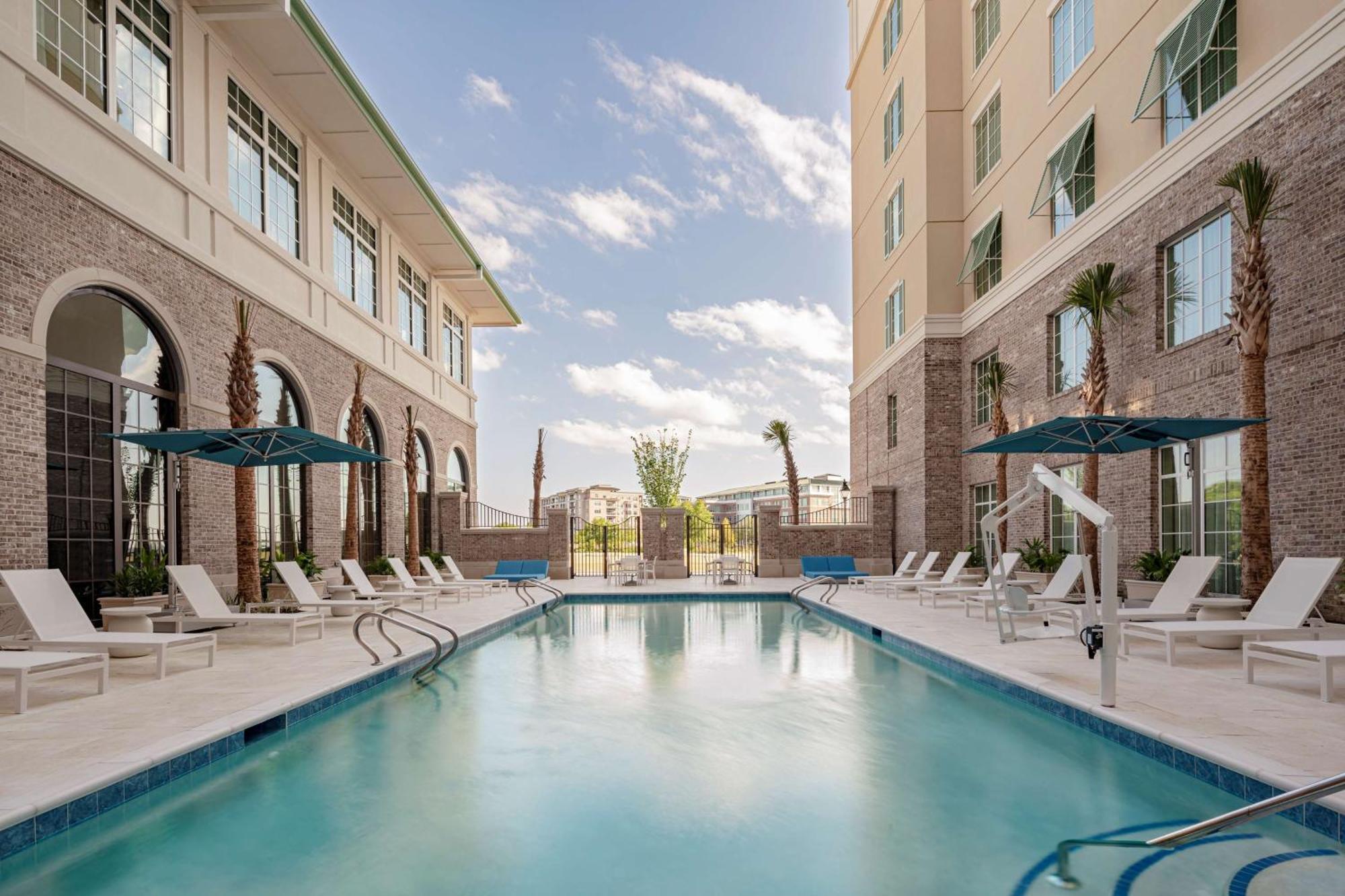 Embassy Suites By Hilton Charleston Harbor Mt. Pleasant エクステリア 写真